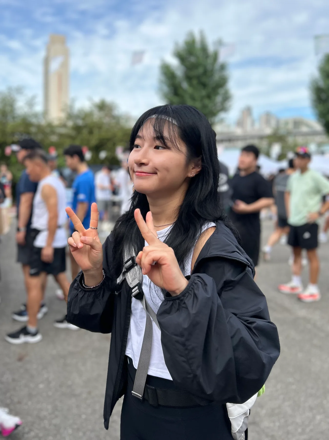 스튜디오와 야외에서 함께하는 플레이핏 회원들.
